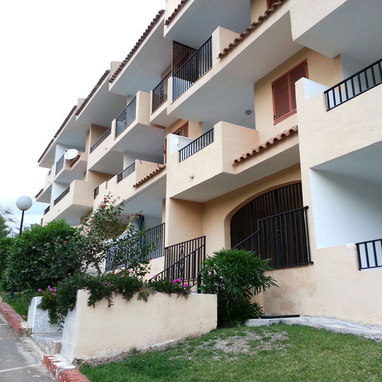 Hotel Apartamentos Font Nova 3000 In Peniscola Valencia Hrs