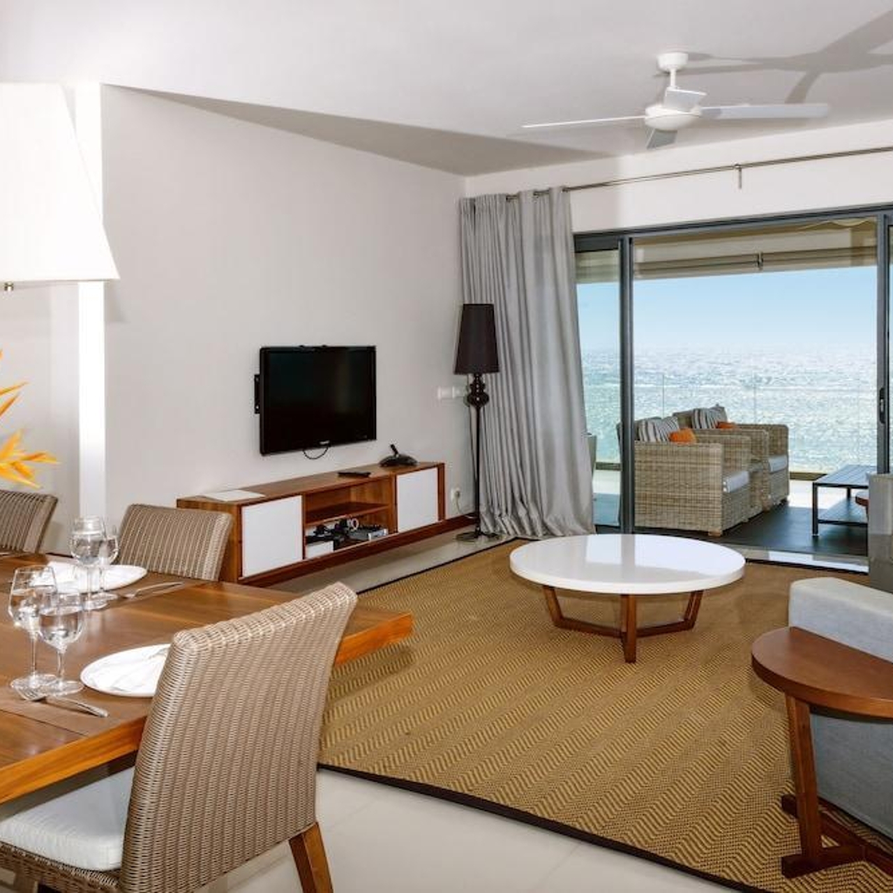 Hotel Leora Beach By Horizon Holidays 4 Hrs Star Hotel In