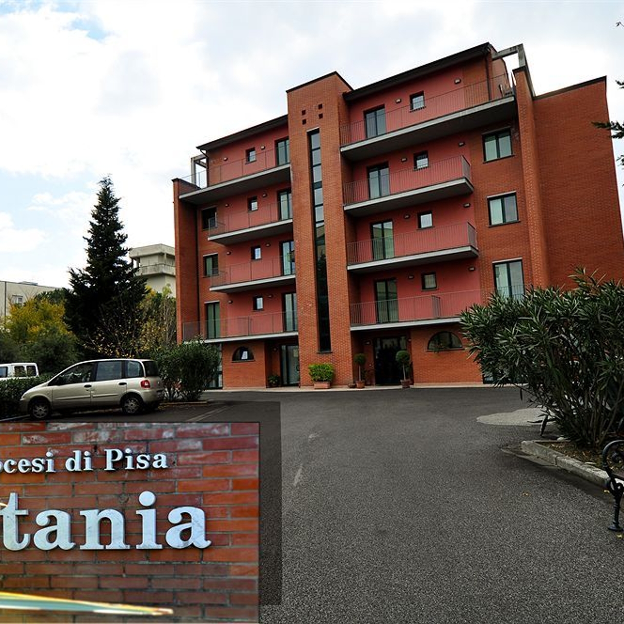 Hotel Casa Betania In Pisa Tuscany Hrs