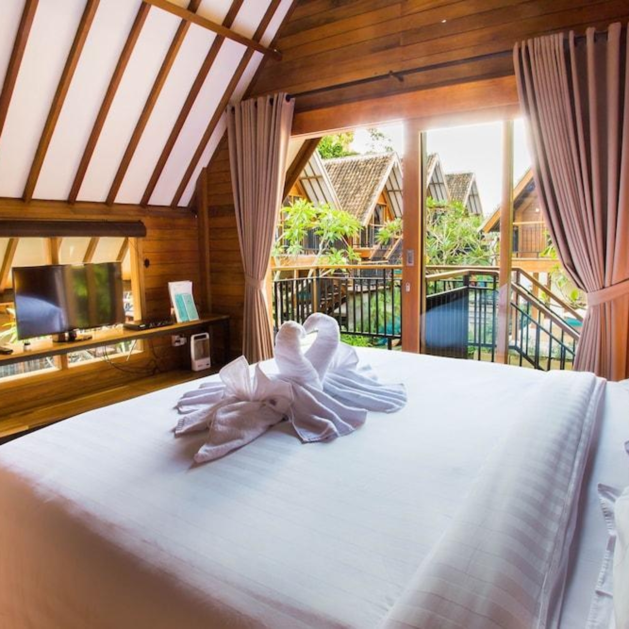 Aliya Boutique Hotel 3 Hrs Star Hotel In Kerobokan Bali Alila manages boutique luxury hotels and resorts. aliya boutique hotel 3 hrs star hotel