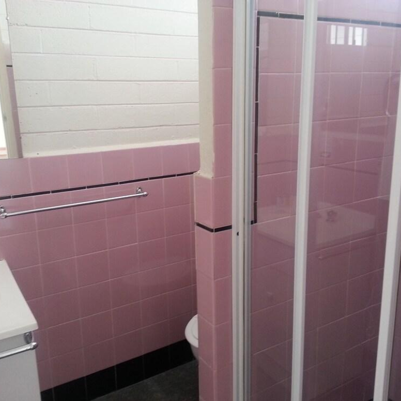 Sunraysia Motel Holiday Apartments 3 Hrs Star Hotel In Mildura State Of Victoria