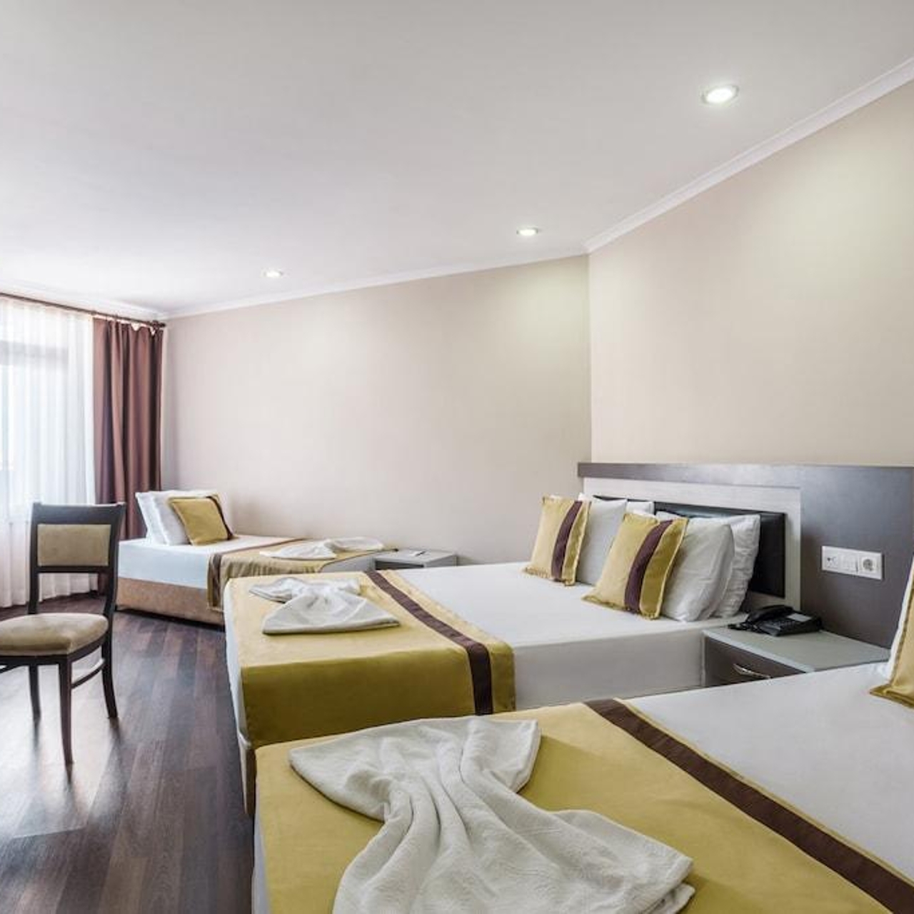 Ayhan Hotel In Kiziltoprak Antalya Ili Hrs
