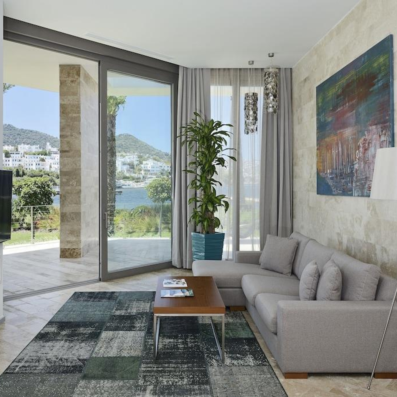 Yalikavak Marina Beach Hotel In Gundogan Bodrum Hrs
