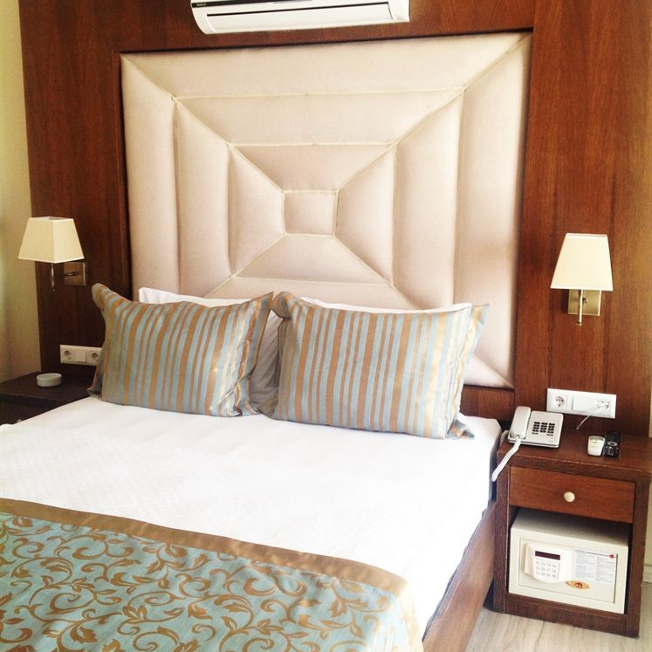 Akkan Luxury Hotel In Bodrum Mugla Hrs