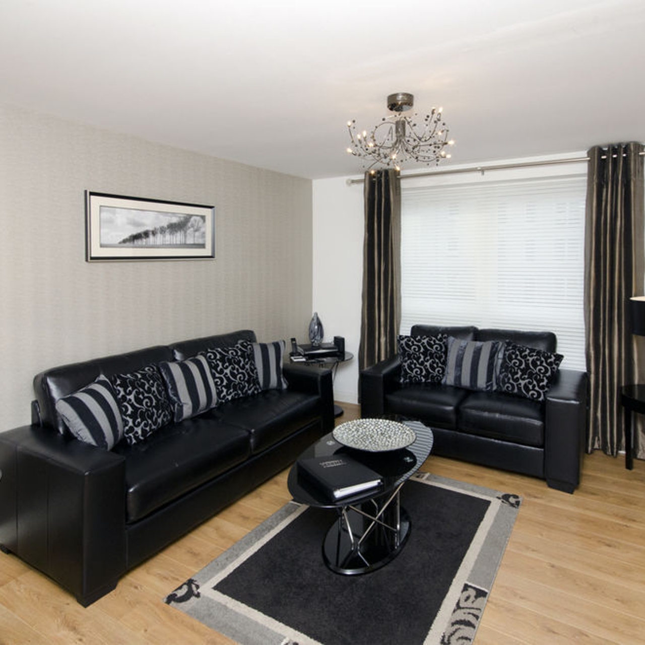 Hotel Oakhill Apartments Aberdeen City Centre Dee Village 4