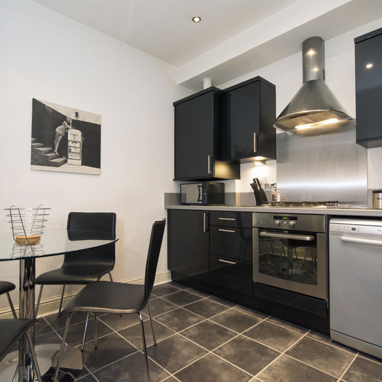 Hotel Oakhill Apartments Aberdeen City Centre Dee Village 4