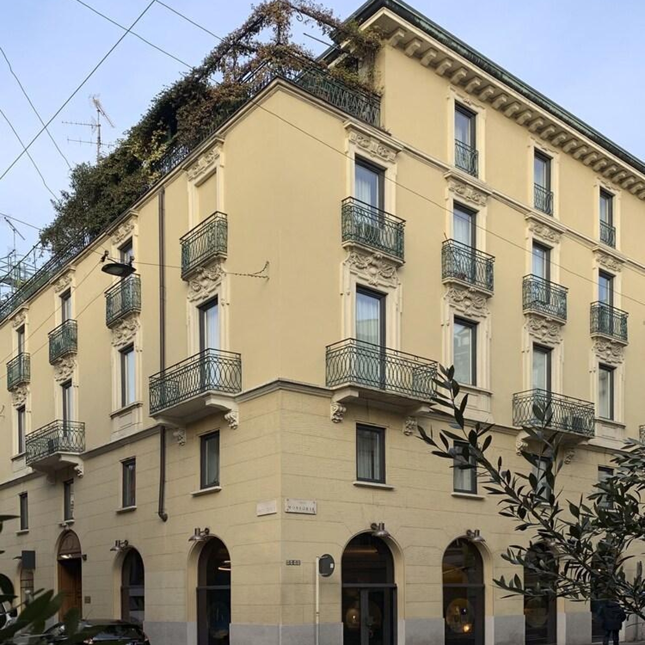 Hotel Brera Apartments In San Babila In Milan Lombardy Hrs