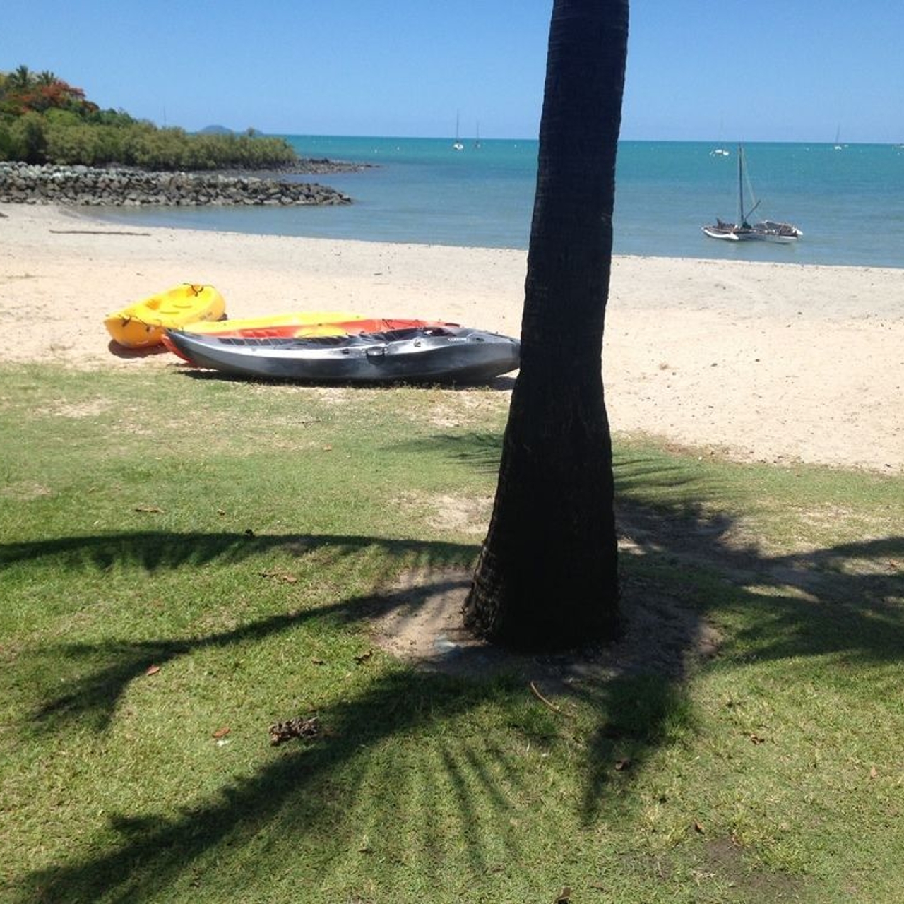 Hotel Colonial Court Holiday Apartments 3 Hrs Star Hotel In