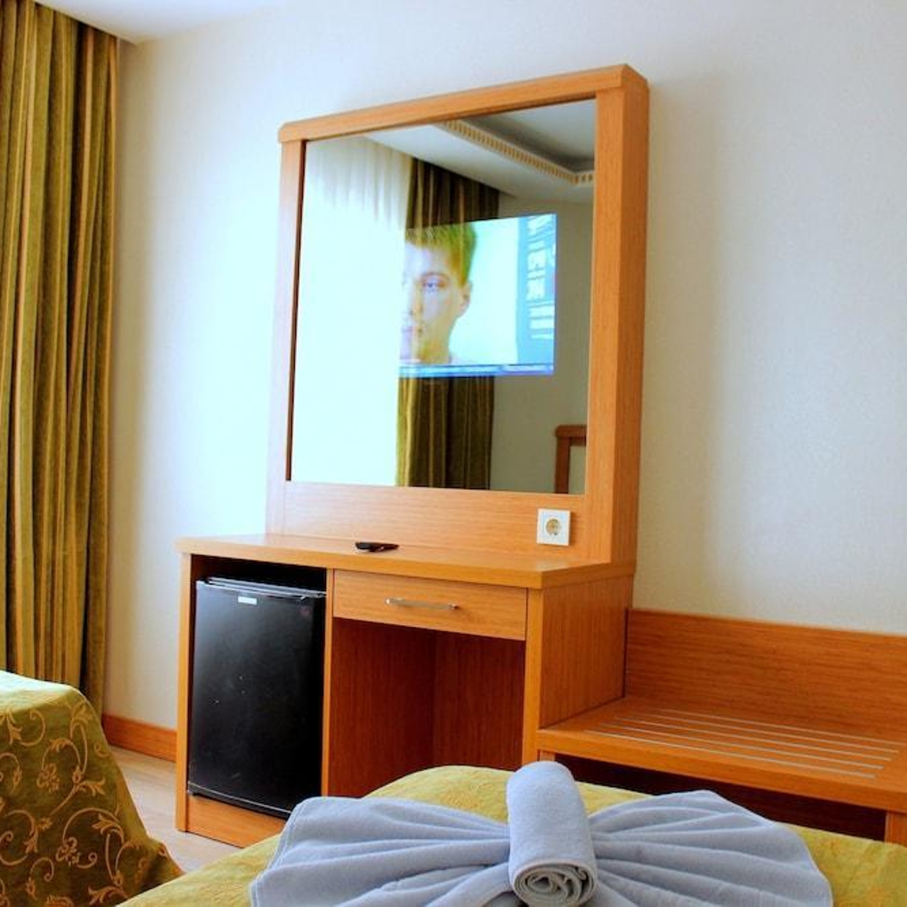 Hotel Buyuk Paris In Istanbul Istanbul Hrs
