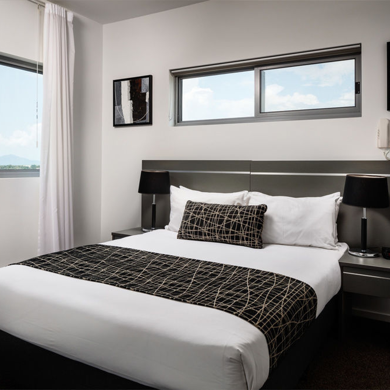 Hotel Central Kensington Apartments 4 Hrs Star Hotel In Townsville State Of Queensland