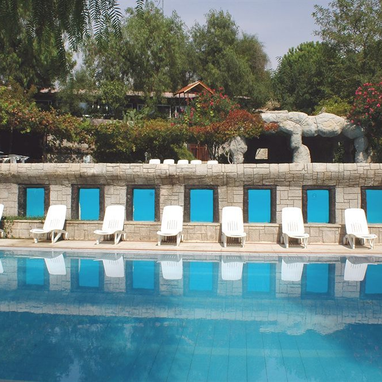 Hotel Babylon Gardens Apart Suite In Ozdere Izmir Ili Hrs