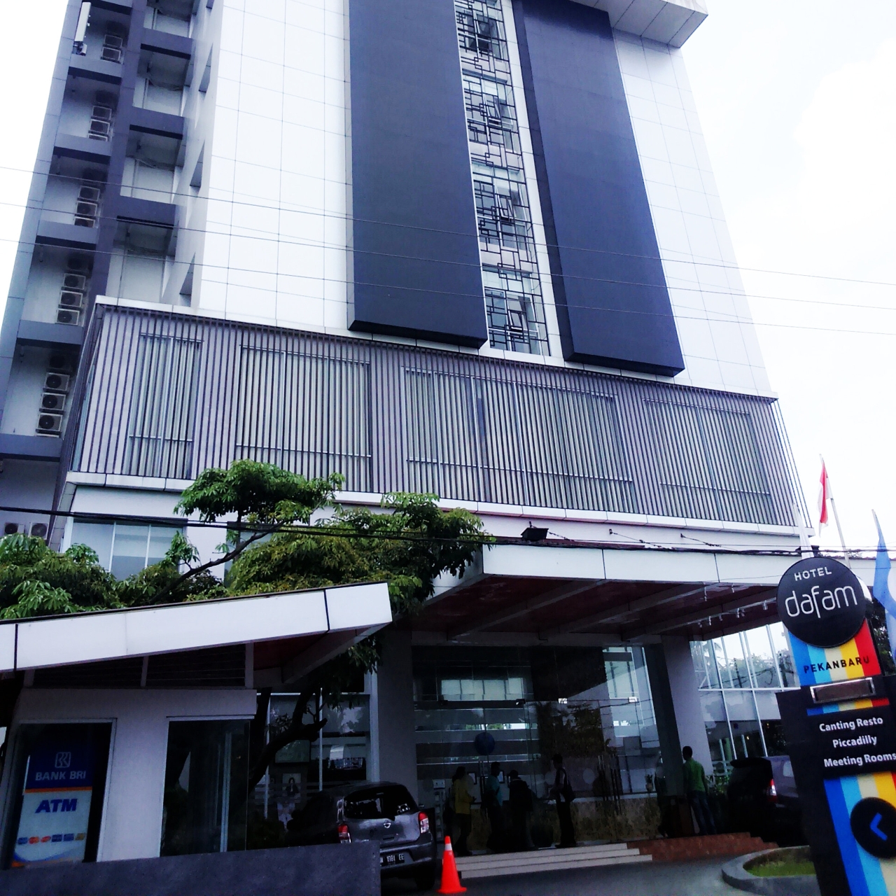 Hotel Dafam Pekanbaru 3 Hrs Star Hotel In Pekanbaru