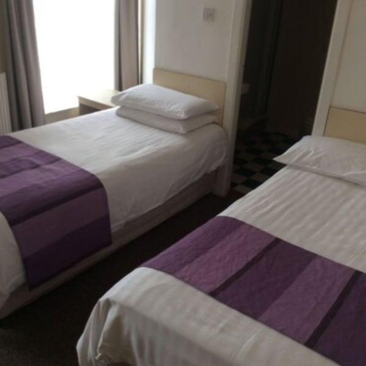 Hotel Clon Ross Guesthouse Cork At Hrs With Free Services