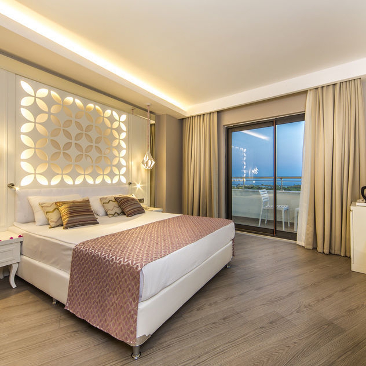 Diamond Premium Hotel Spa All Inclusive In Side Antalya Ili Hrs
