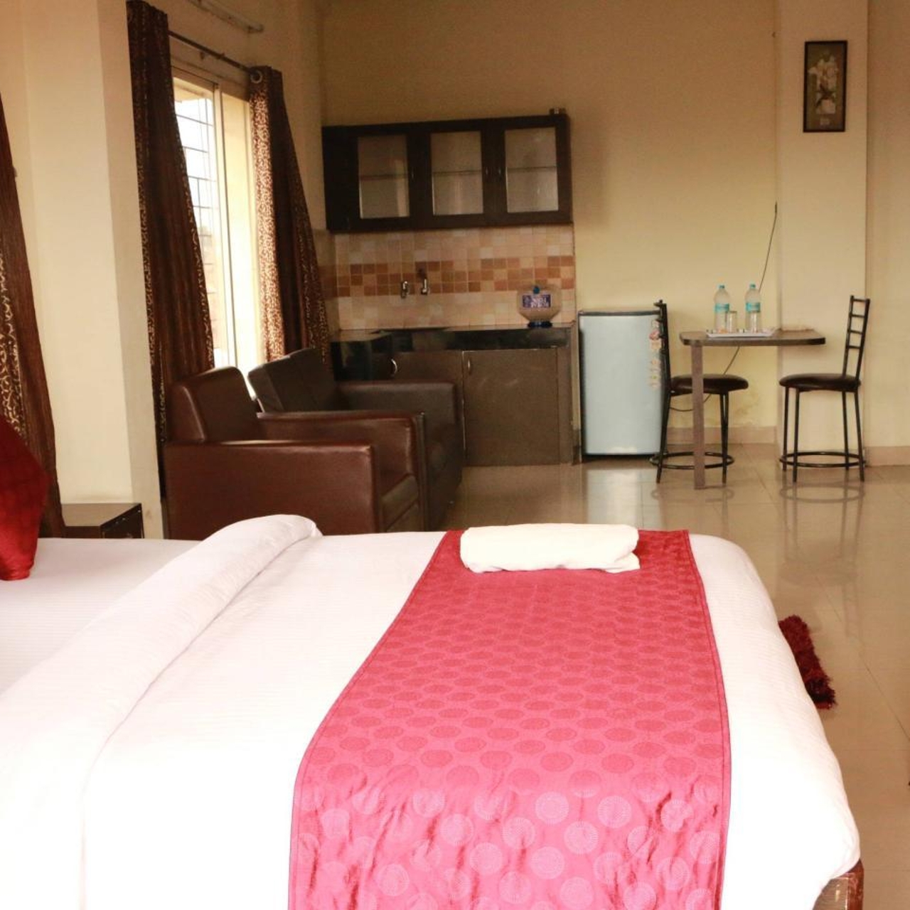 Hotel Sorrento Service Apartments 3 Hrs Star Hotel In Pimpri