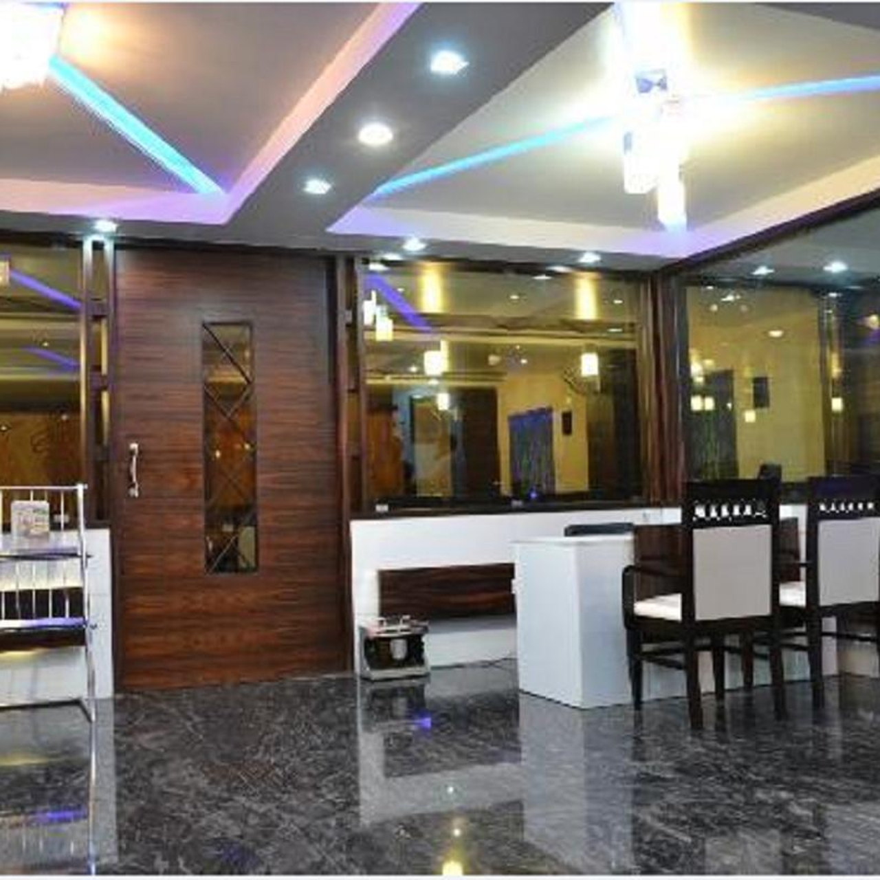 Hotel Simran Pride 3 Hrs Star Hotel In Raipur State Of Chhattisgarh Hotel simran heritage, raipur photo : hotel simran pride 3 hrs star hotel