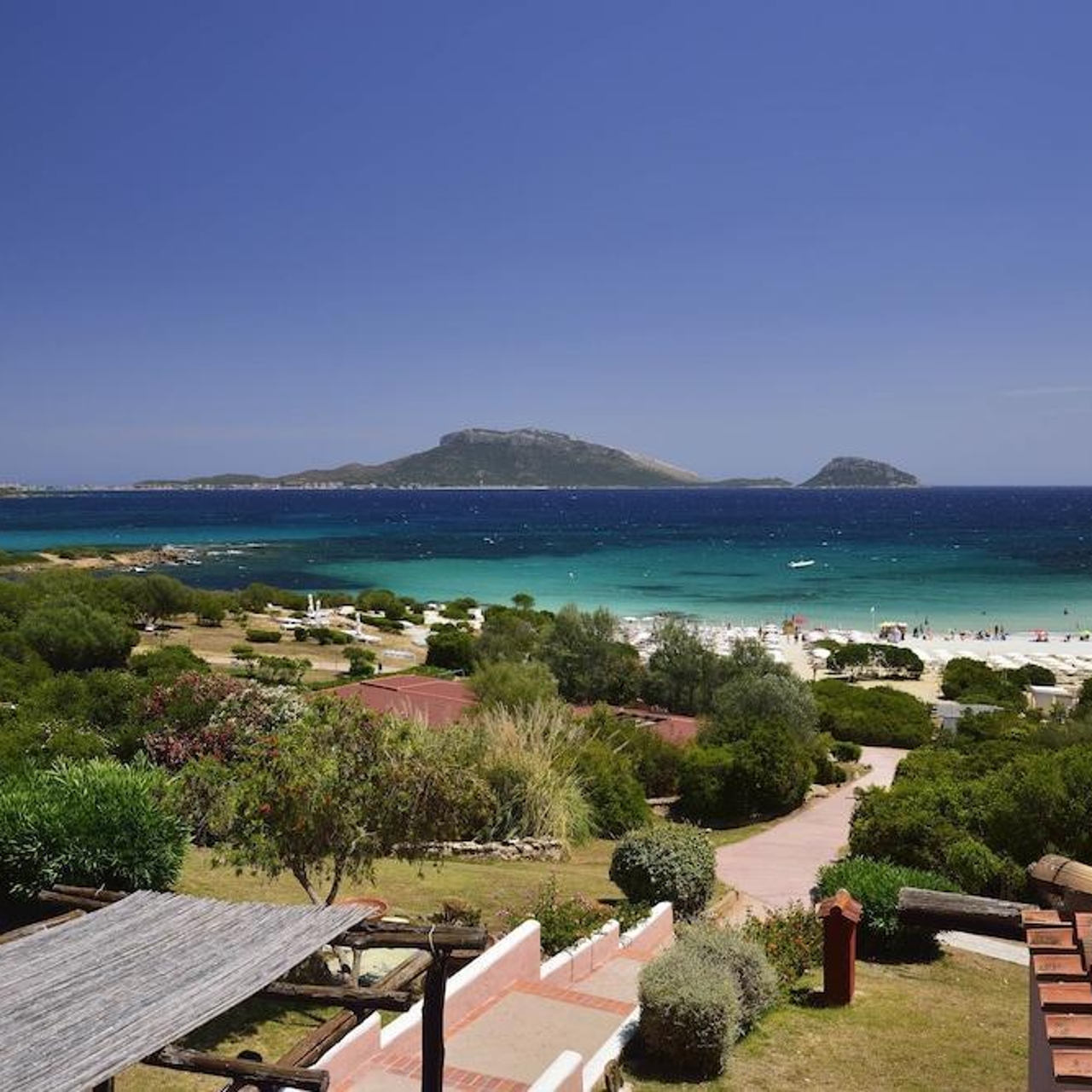 Hotel Valtur Colonna Beach - 4 HRS star hotel in Golfo Aranci (Sardinia)