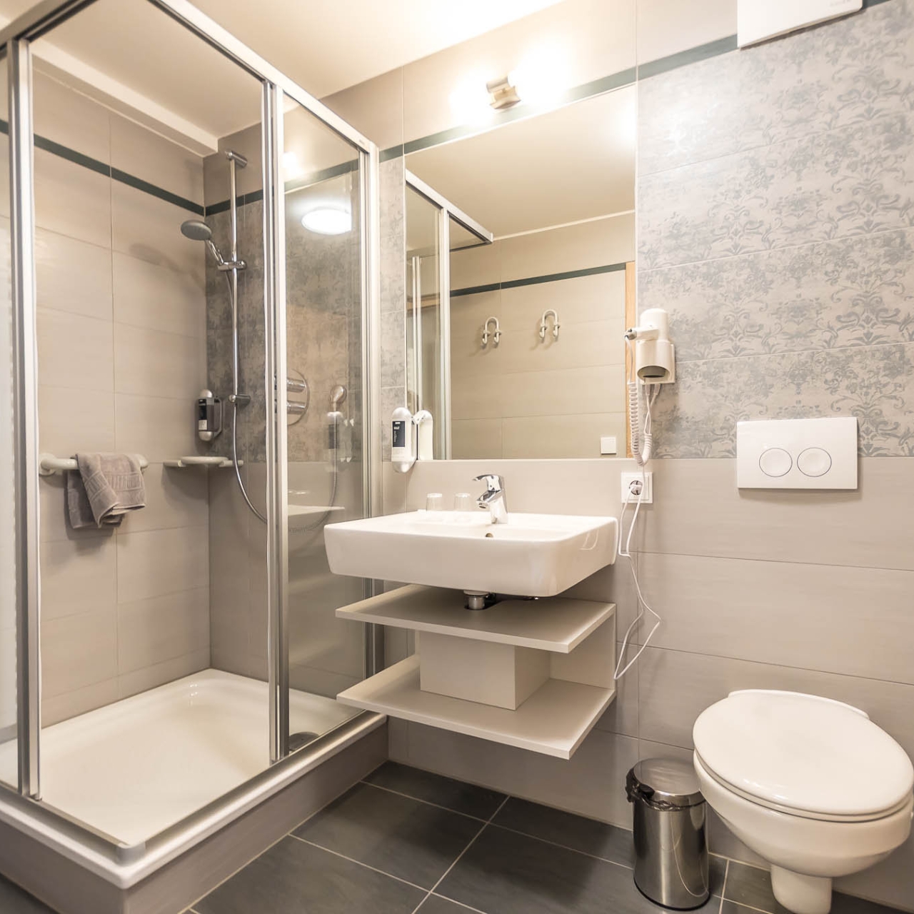 Hotel Schumanns Garten 3 Hrs Star Hotel In Weissenfels Saxony Anhalt