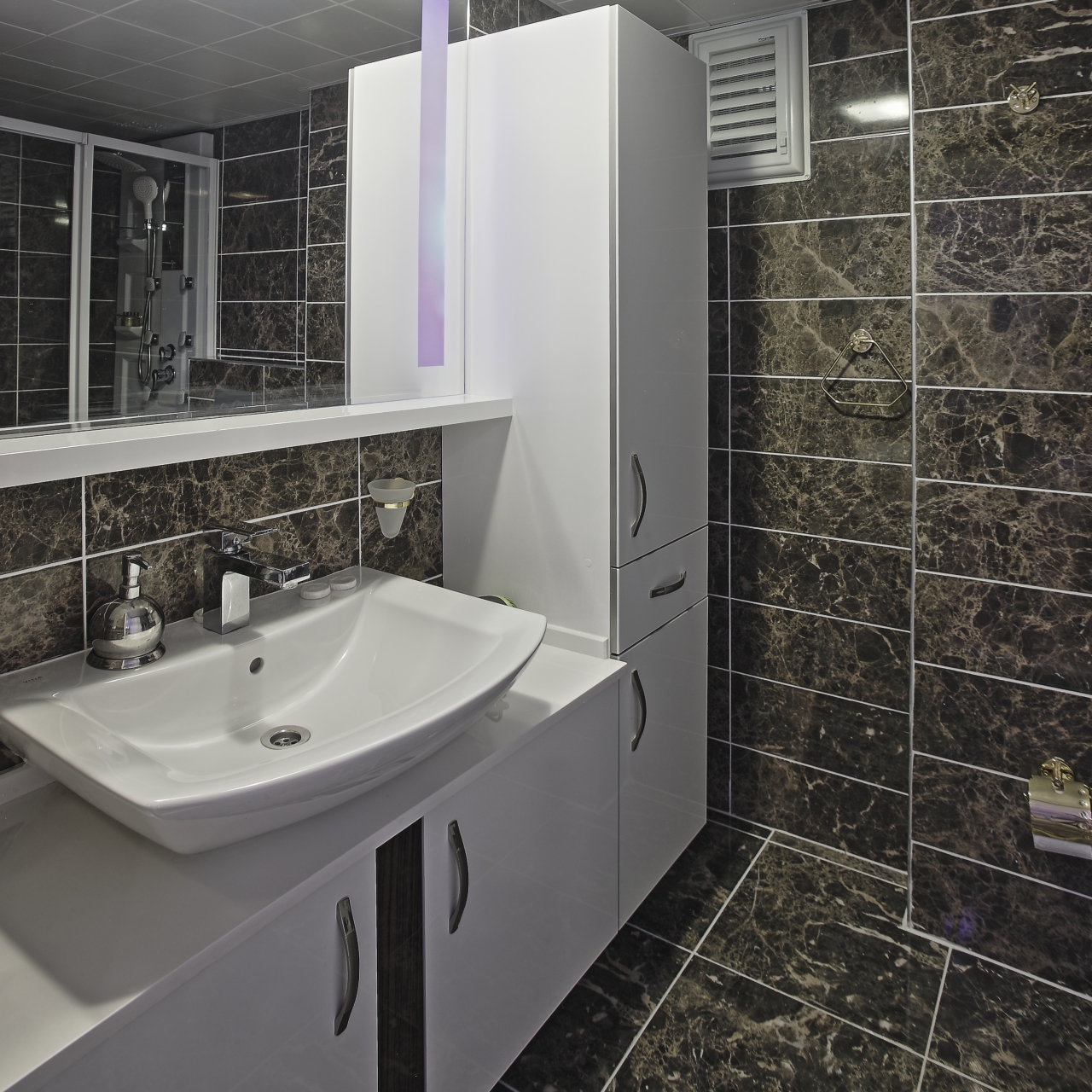 Hotel Alsancak Apart Otel In Izmir Hrs