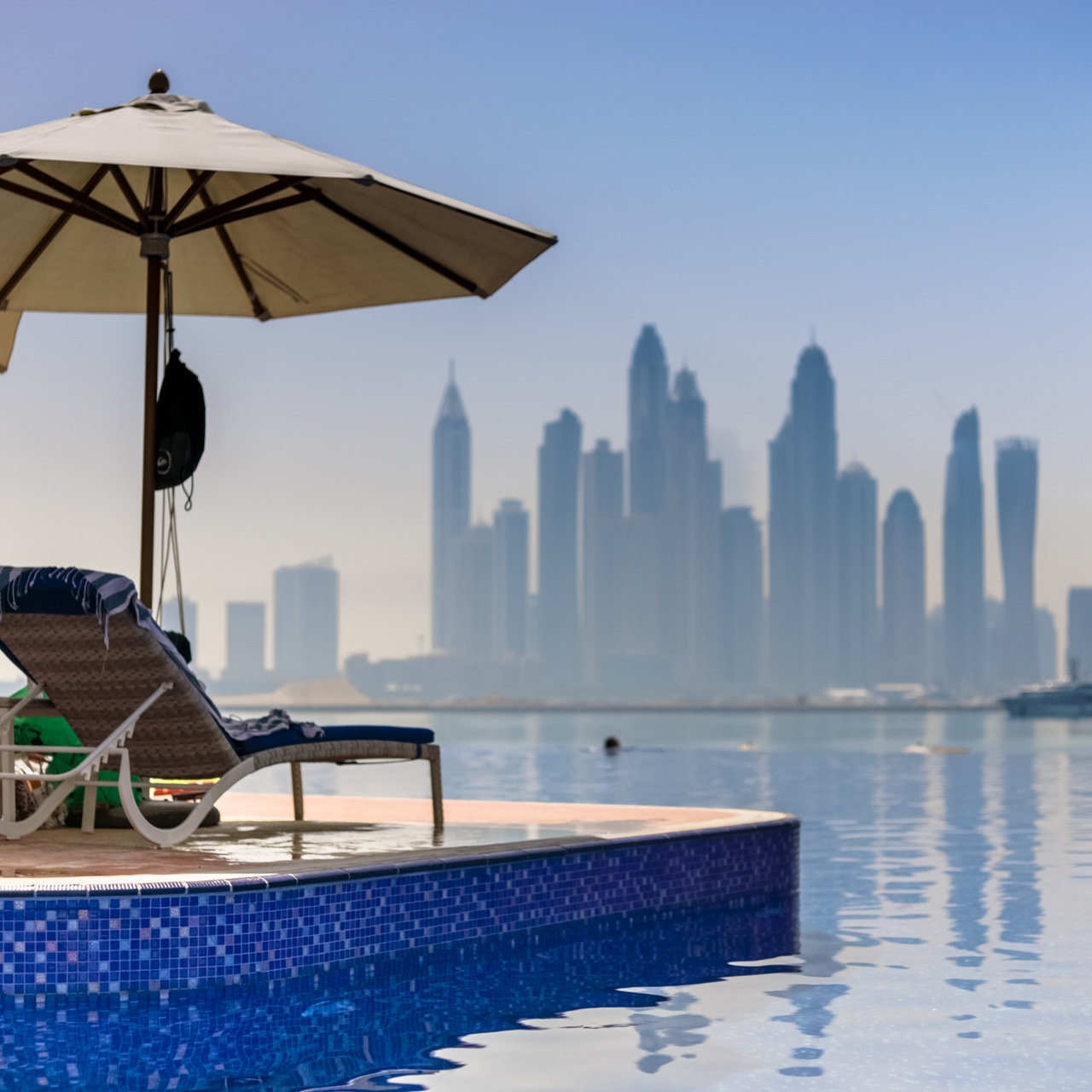 Dukes The Palm a Royal Hideaway Hotel - Dubai at HRS with free services
