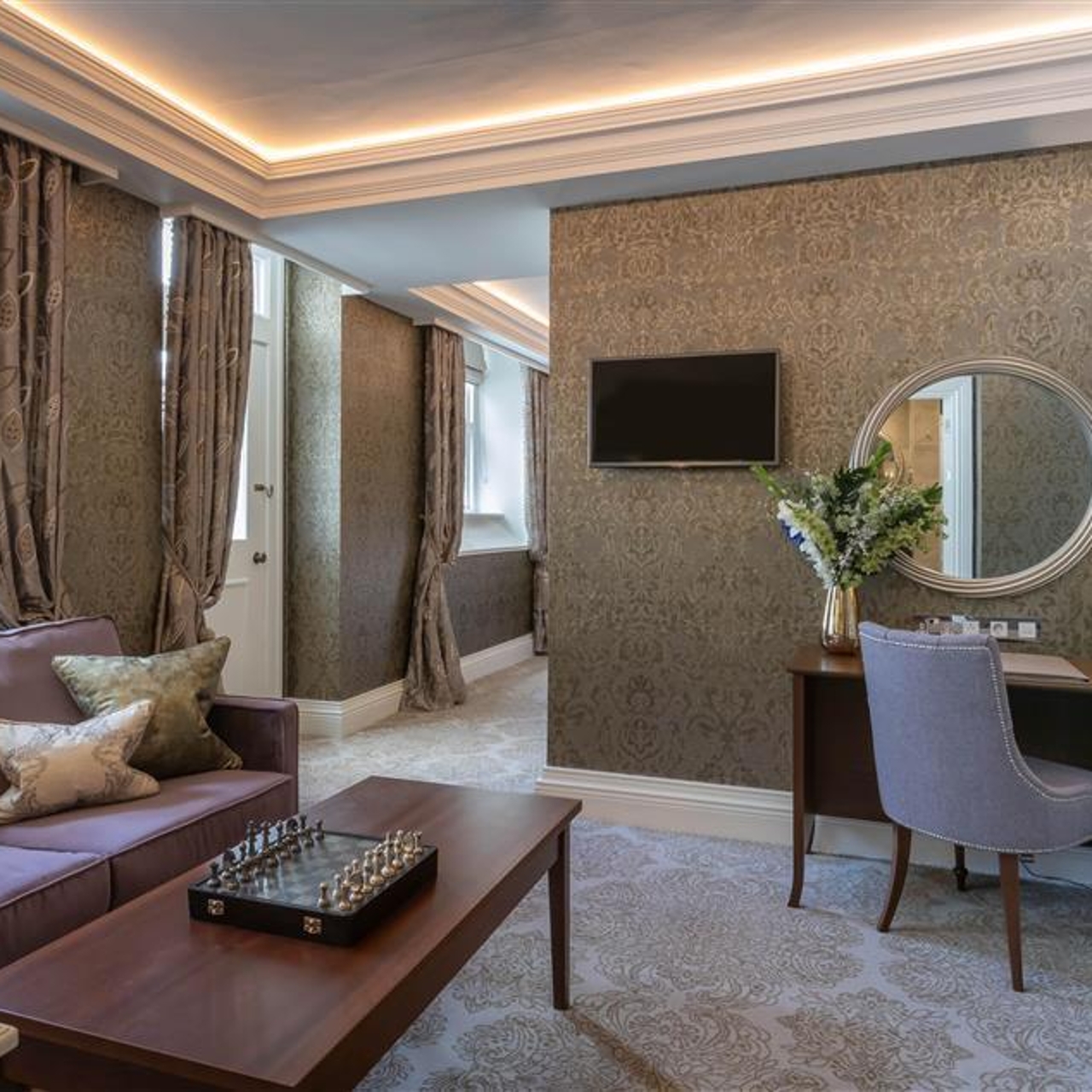 hotel dromoland castle resort leg ireland at hrs with free services