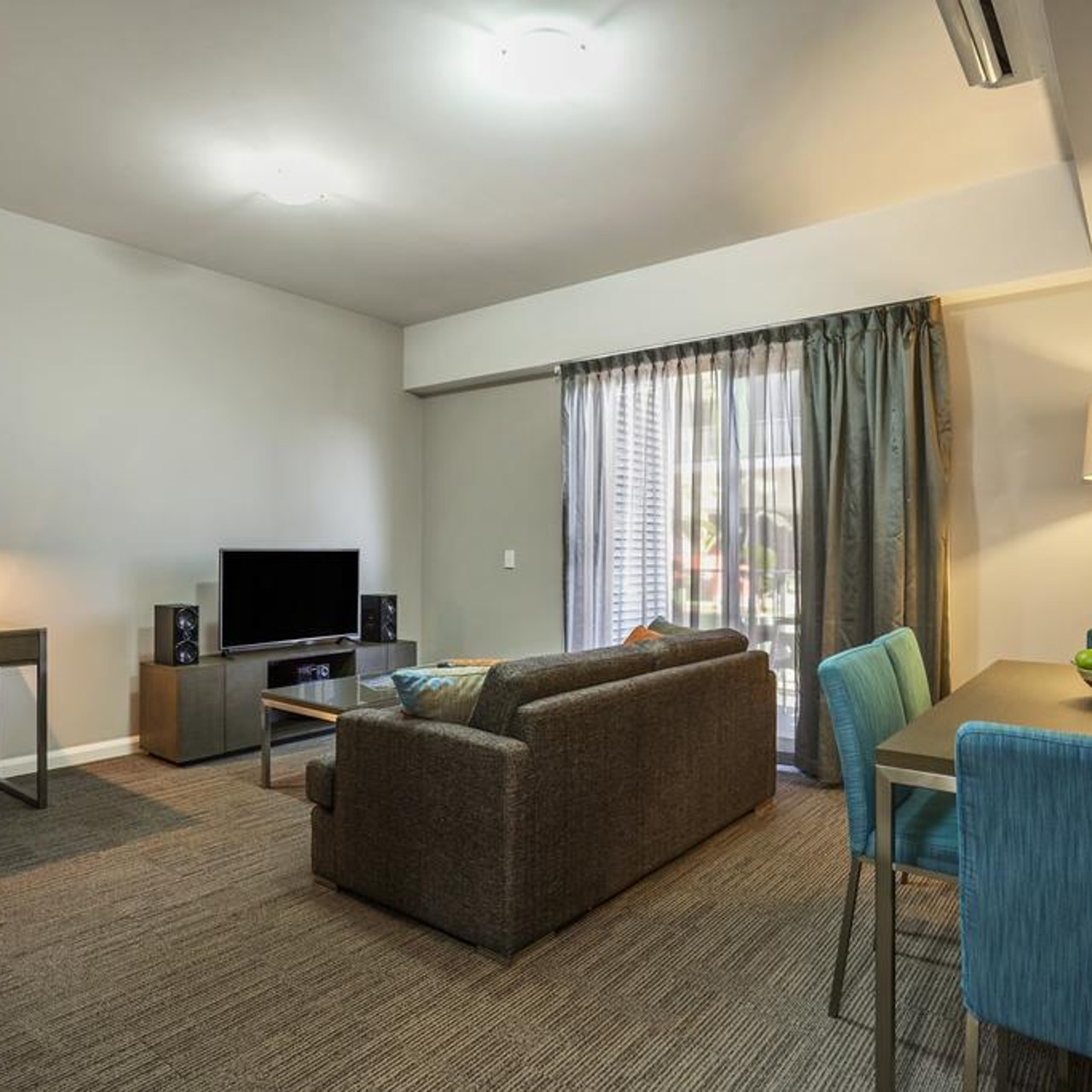 Hotel Quest Liverpool In Liverpool State Of New South Wales Hrs