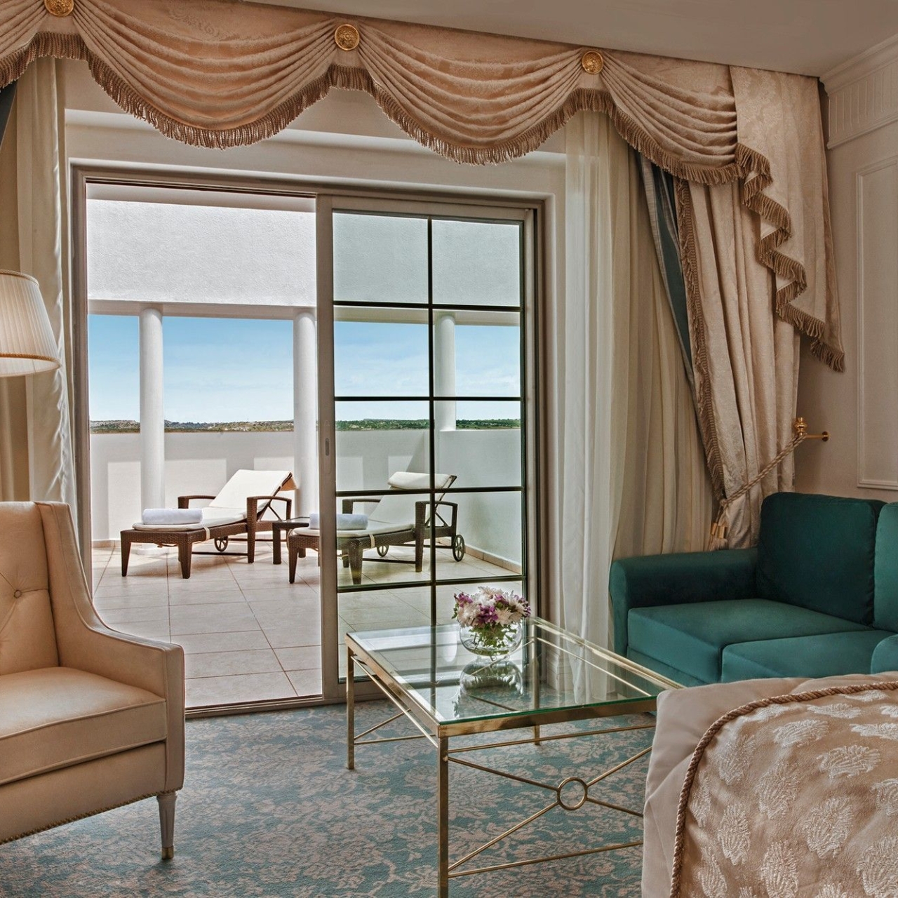 Hotel Kaya Artemis Resort And Casino In Bafra Samsun Ili Hrs