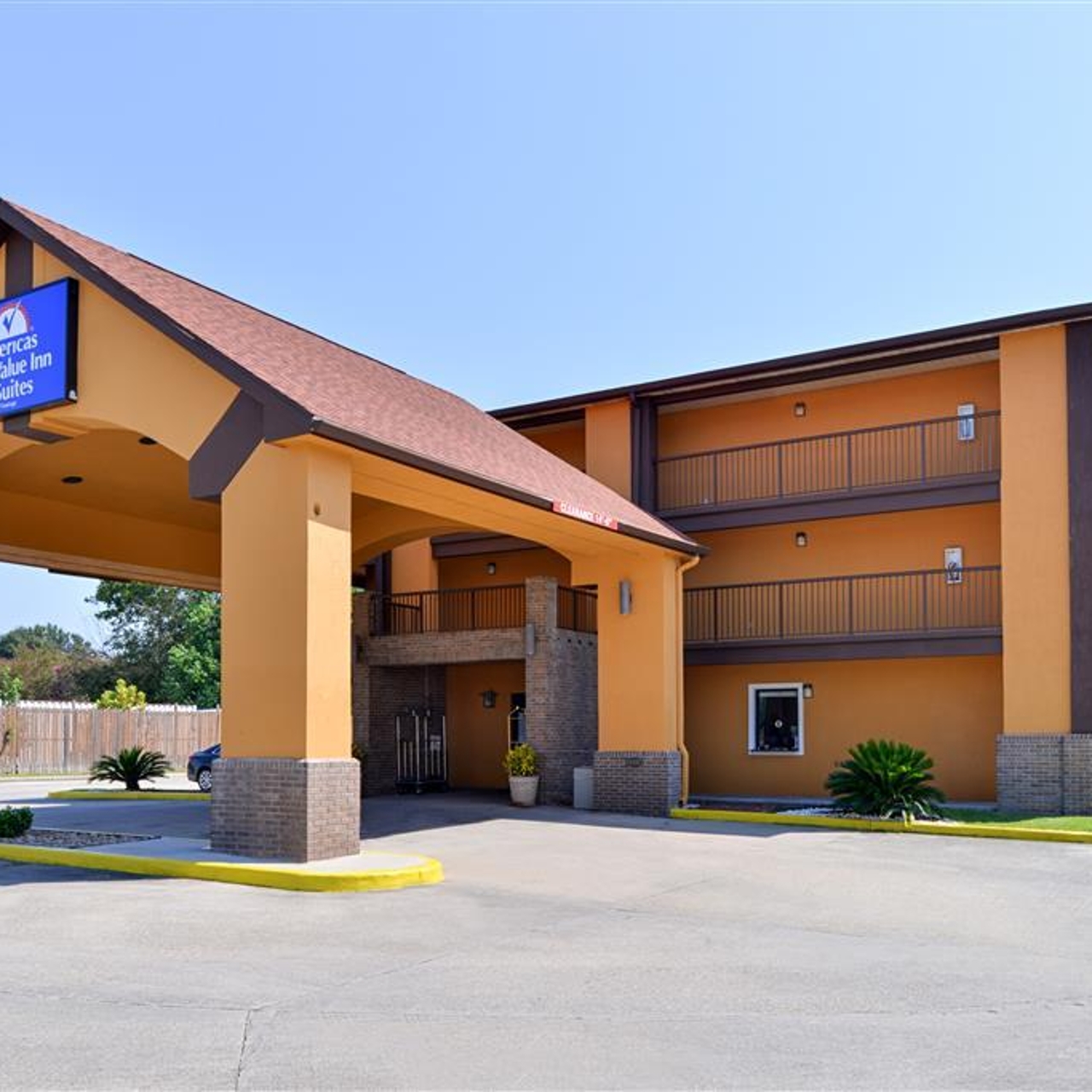 americas best hotel mobile al