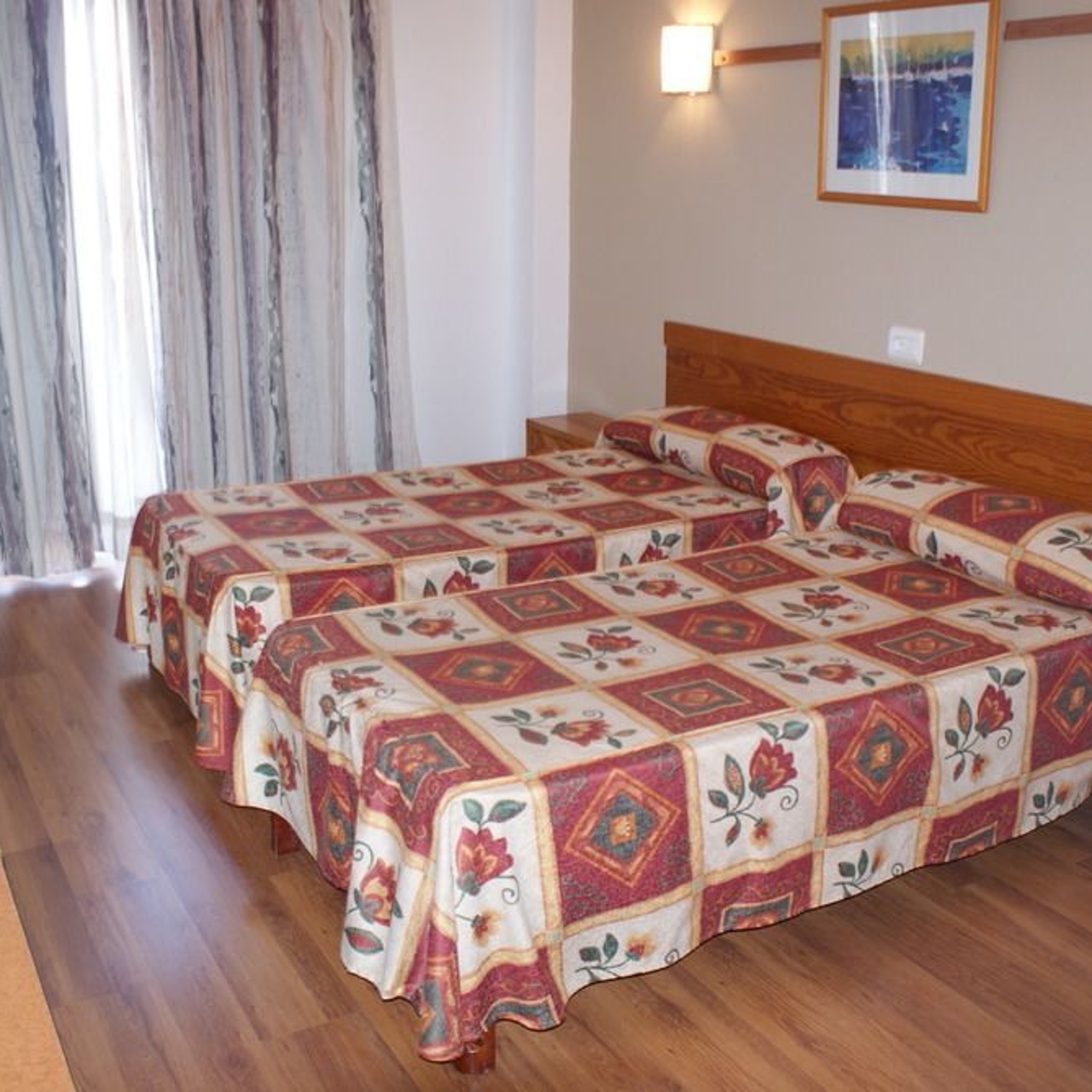 Hotel Hostal Arenal Pins in Llucmajor (Balearic Islands) - HRS