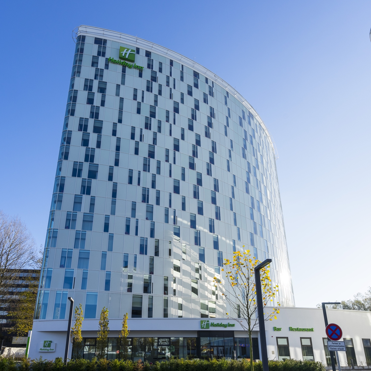 Holiday Inn Hamburg City Nord Hamburg At Hrs With Free Services