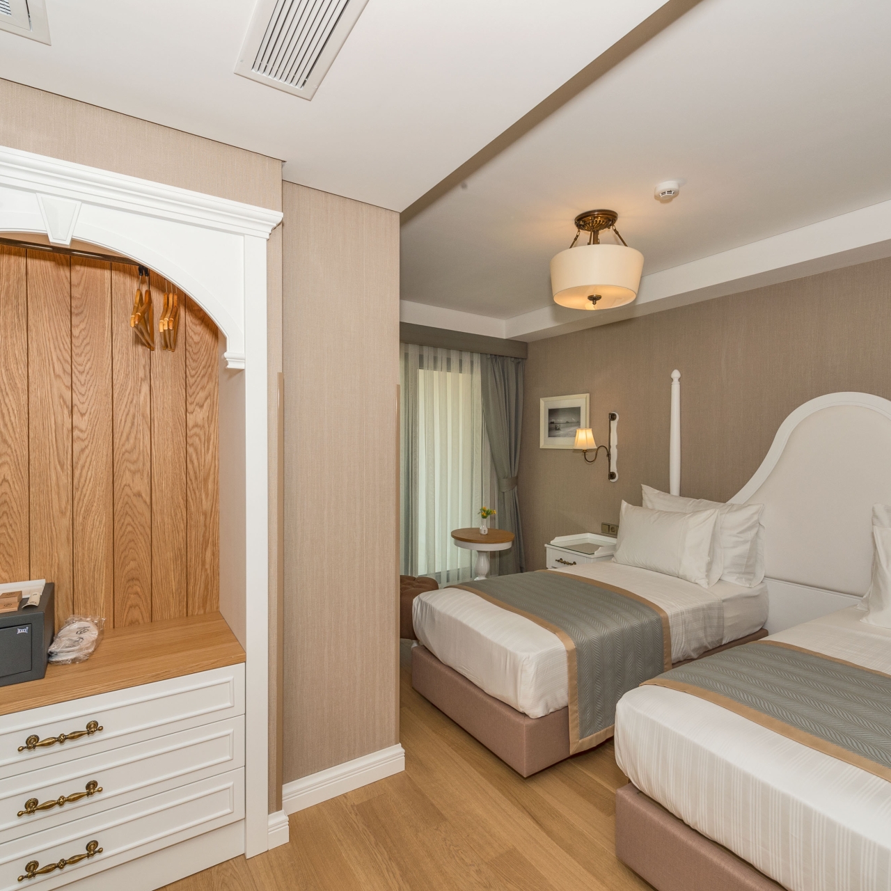 Hanna Hotel 4 Hrs Star Hotel In Istanbul Istanbul