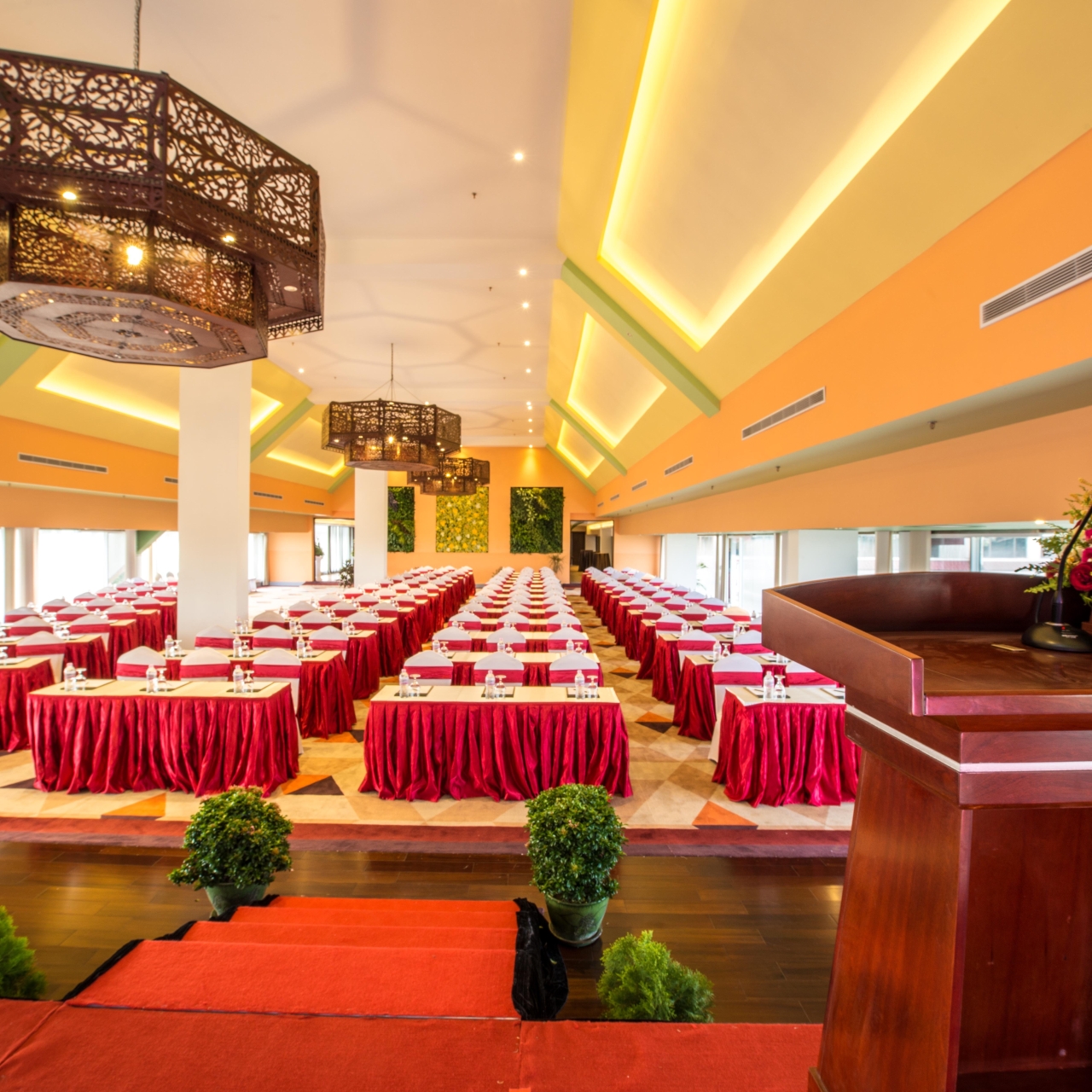 Yangon Rose Garden Hotel 4 Hrs Star Hotel In Yangon