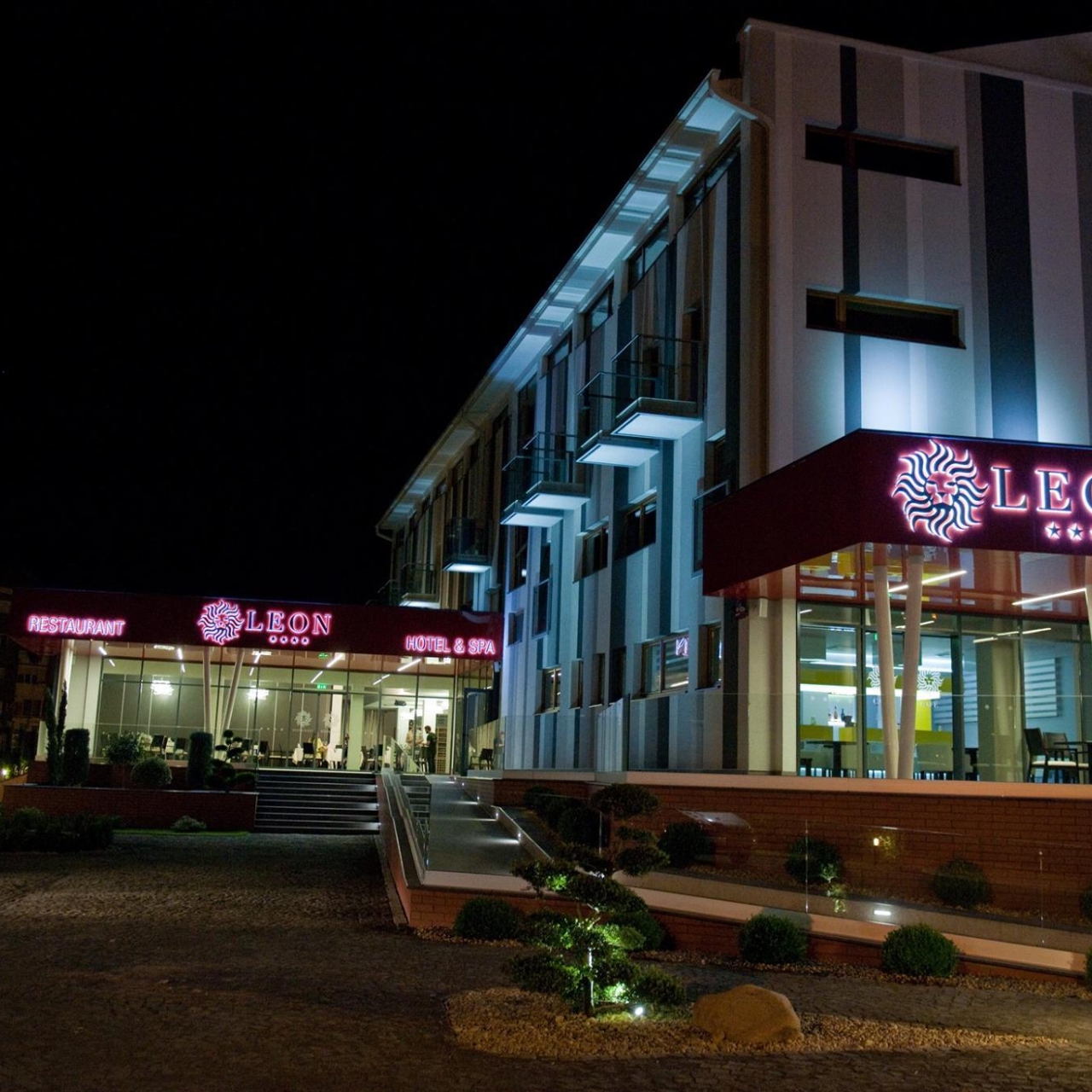 Leon Hotel Spa 4 Hrs Star Hotel In Arad Arad