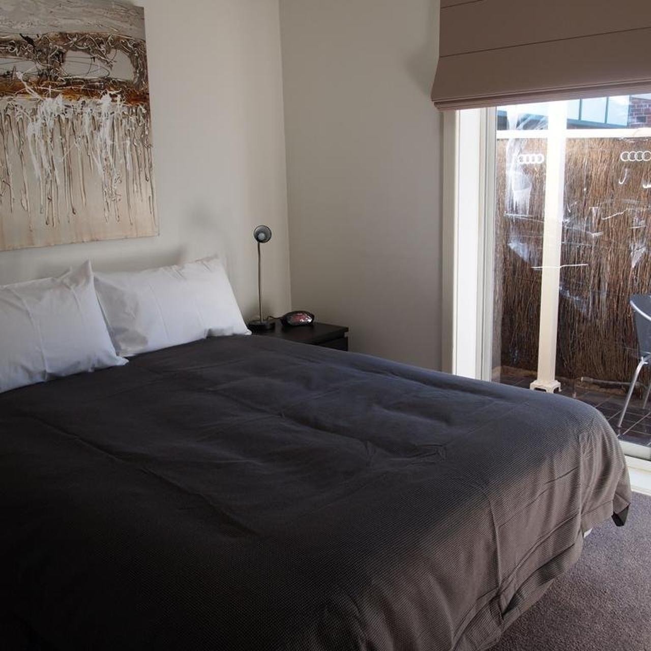 Hotel Adelaide Dresscircle Apartments Gover Street 4 Hrs Star Hotel In Bowden South Australia