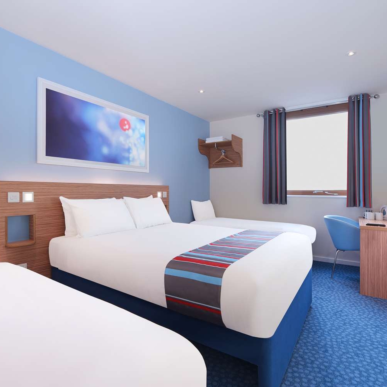 Hotel Travelodge Manchester Sale Trafford England At Hrs With Free Services Travelodge manchester salford quays is just a short drive from old trafford. hotel travelodge manchester sale