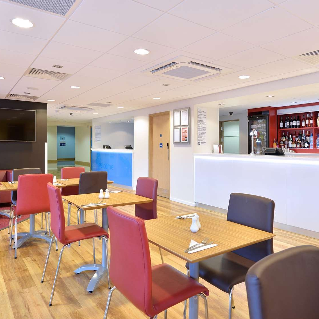 Hotel Travelodge Stockport United Kingdom At Hrs With Free Services Guenstige preise ✔ exklusive businessrabatte bis zu 30 % ✔ neu: hotel travelodge stockport united