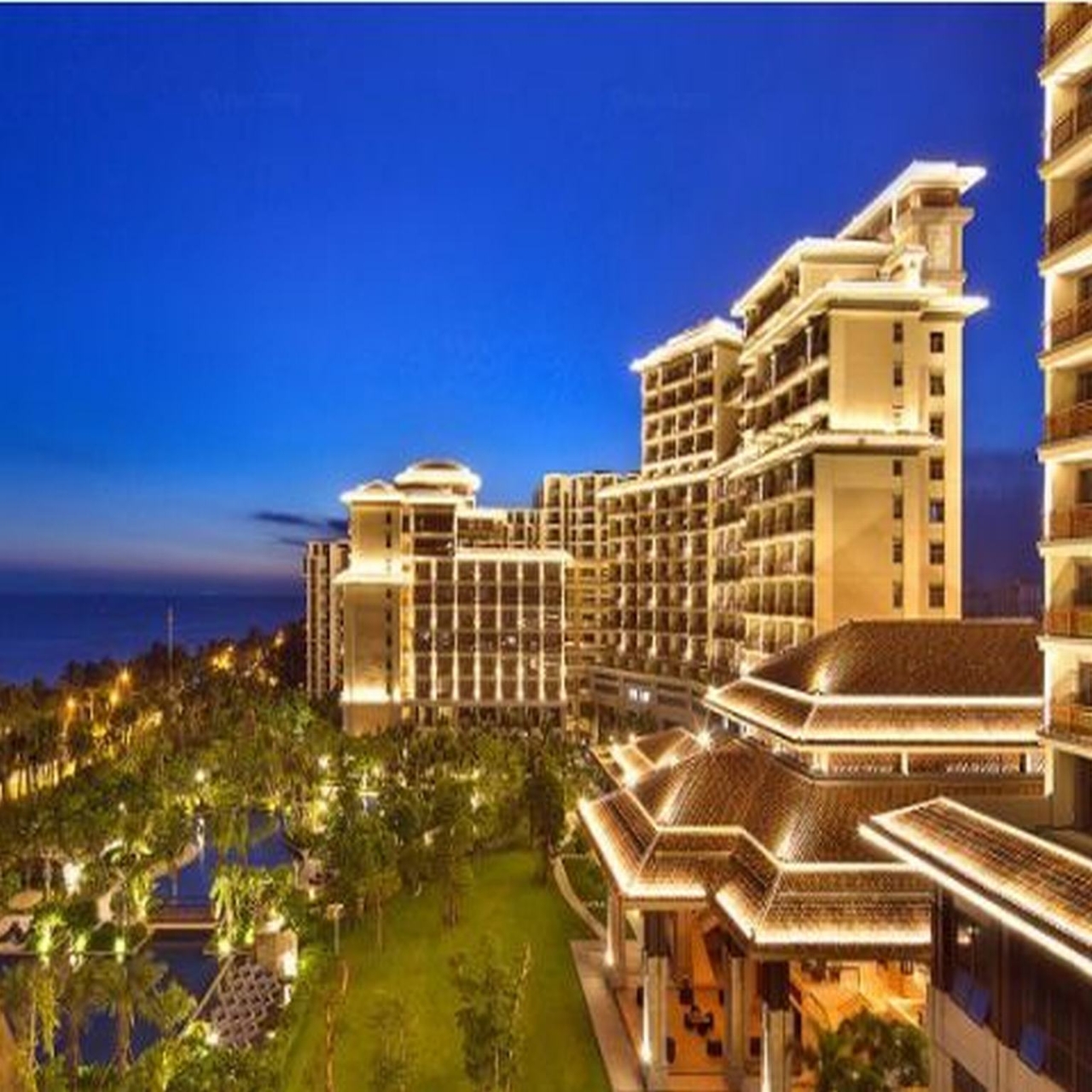 Hotel Narada Sanya Bay Guest House 5 Hrs Star Hotel In Sanya Hainan Province Sanya pearl square is the closest landmark to vienna hotel sanya sanya bay. hotel narada sanya bay guest house 5