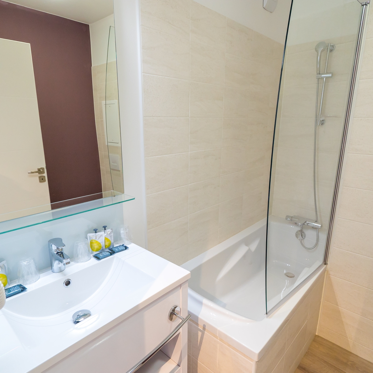 All Suites Appart Hotel Choisy Le Roi 3 Hrs Star Hotel In Choisy Le Roi Ile De France