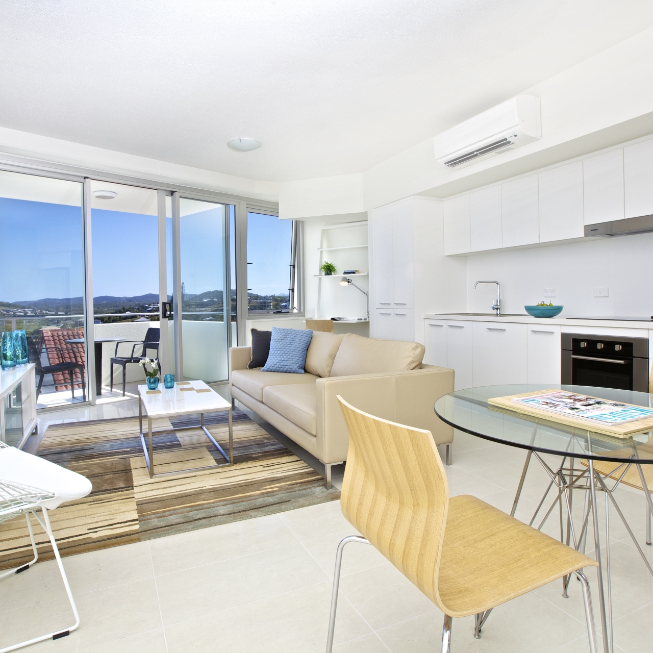 Hotel Oshen Apartments 4 Hrs Star Hotel In Yeppoon State Of Queensland