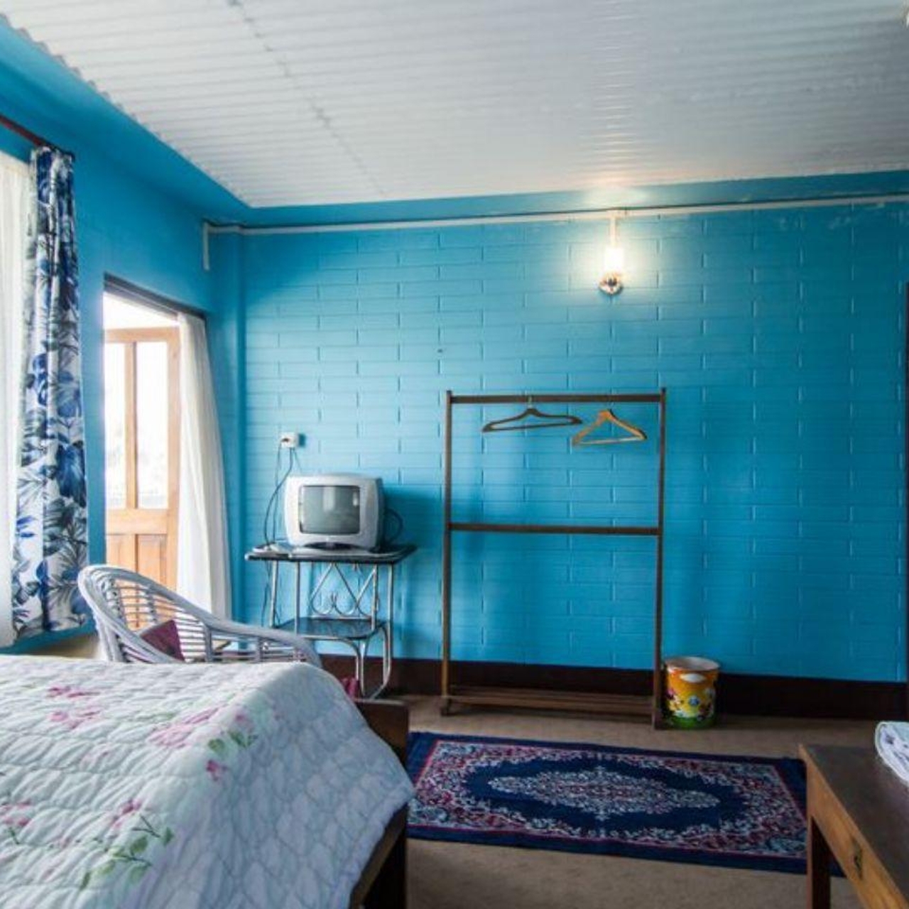 Hotel Parijat In Rangpo Hrs Was established in the year 1989 with the aim of focusing on industries related to plc, automation in engineering, process industries and development of hmi/scada.