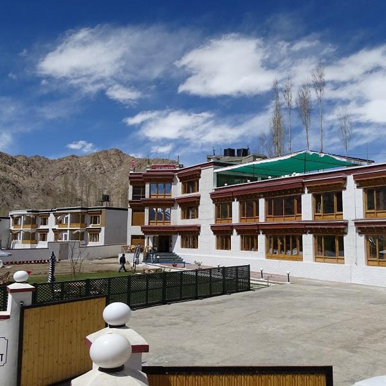 Hotel Ladakh Himalayan Retreat India At Hrs With Free Services