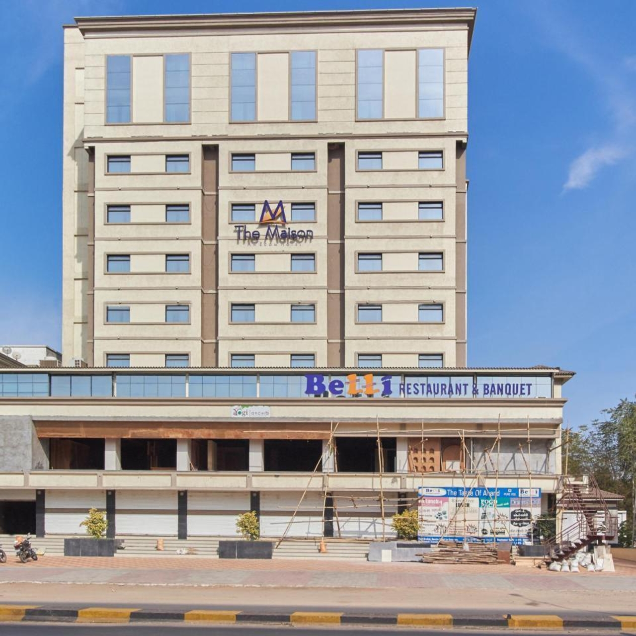 The Maison Hotel In Anand State Of Gujarat Hrs