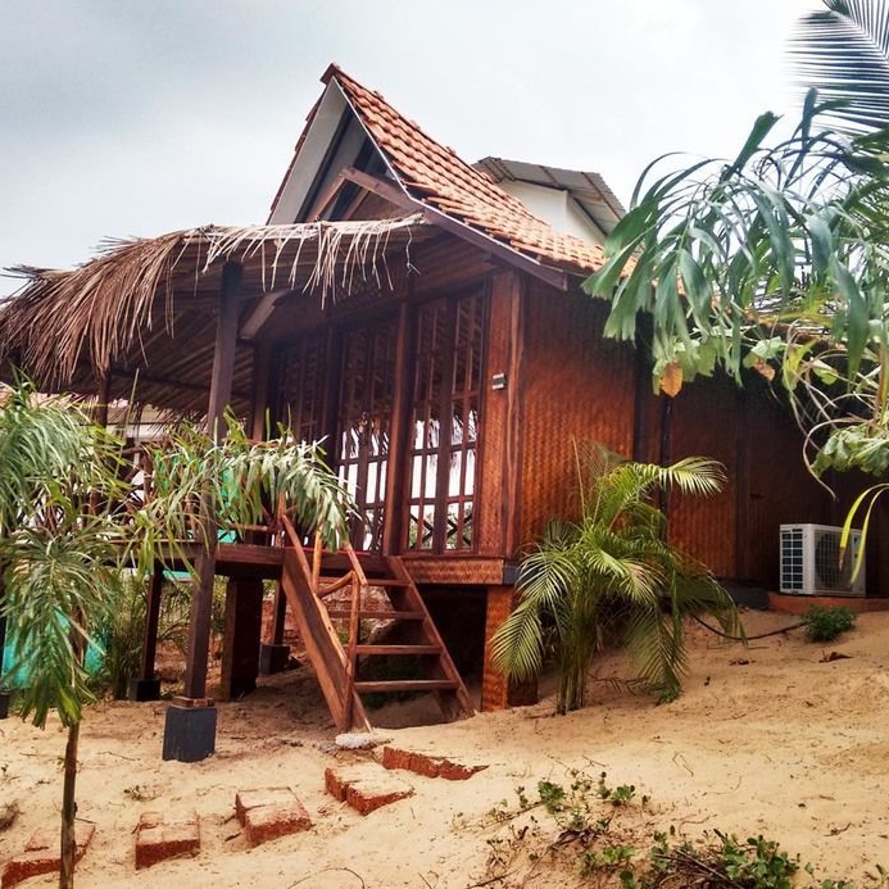 Hotel Little India Beach Cottages In Baga Goa Hrs How can i contact kalki resort and cottages baga? hotel little india beach cottages in