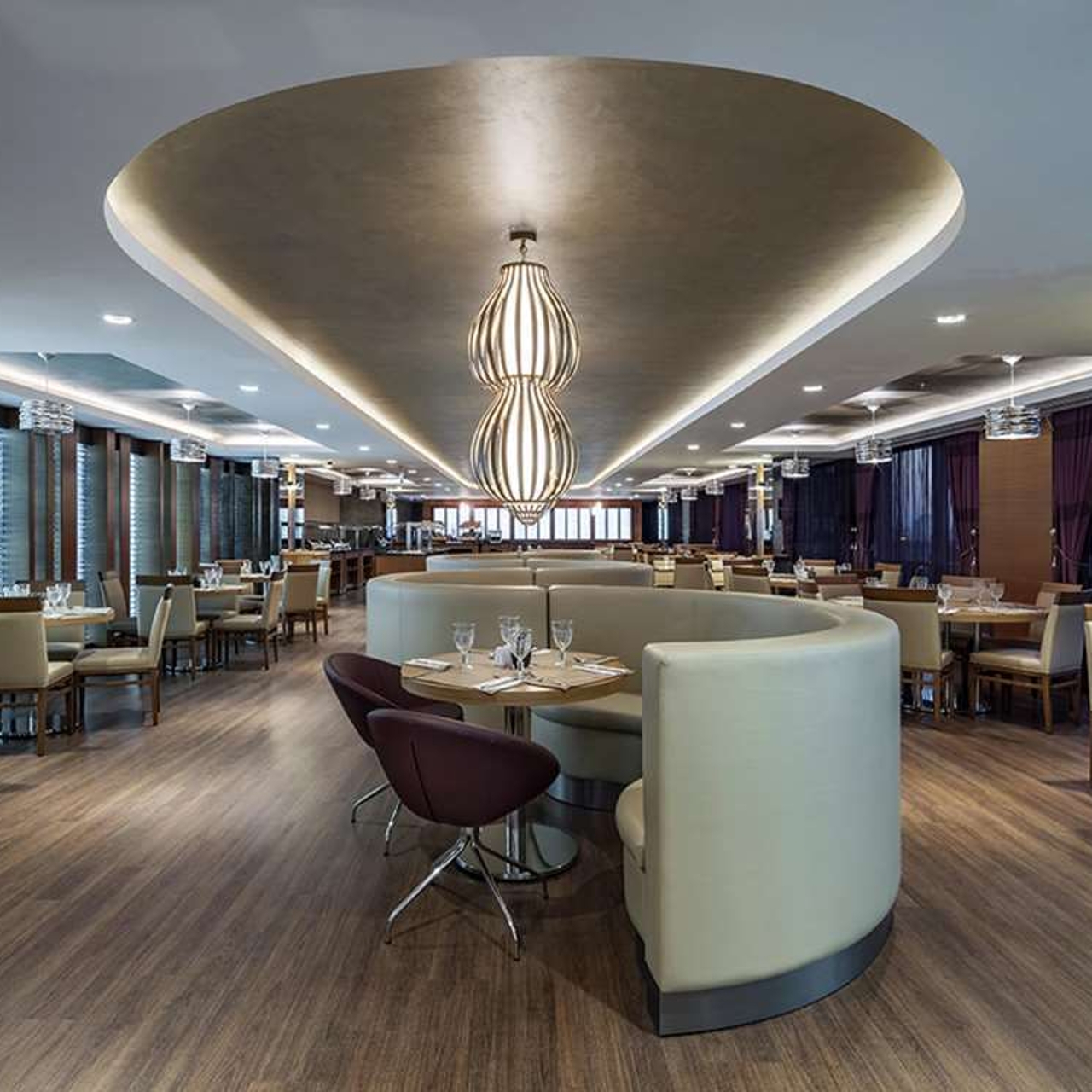 Hotel Doubletree By Hilton Istanbul Topkapi 4 Hrs Star Hotel In Rami Istanbul Ili