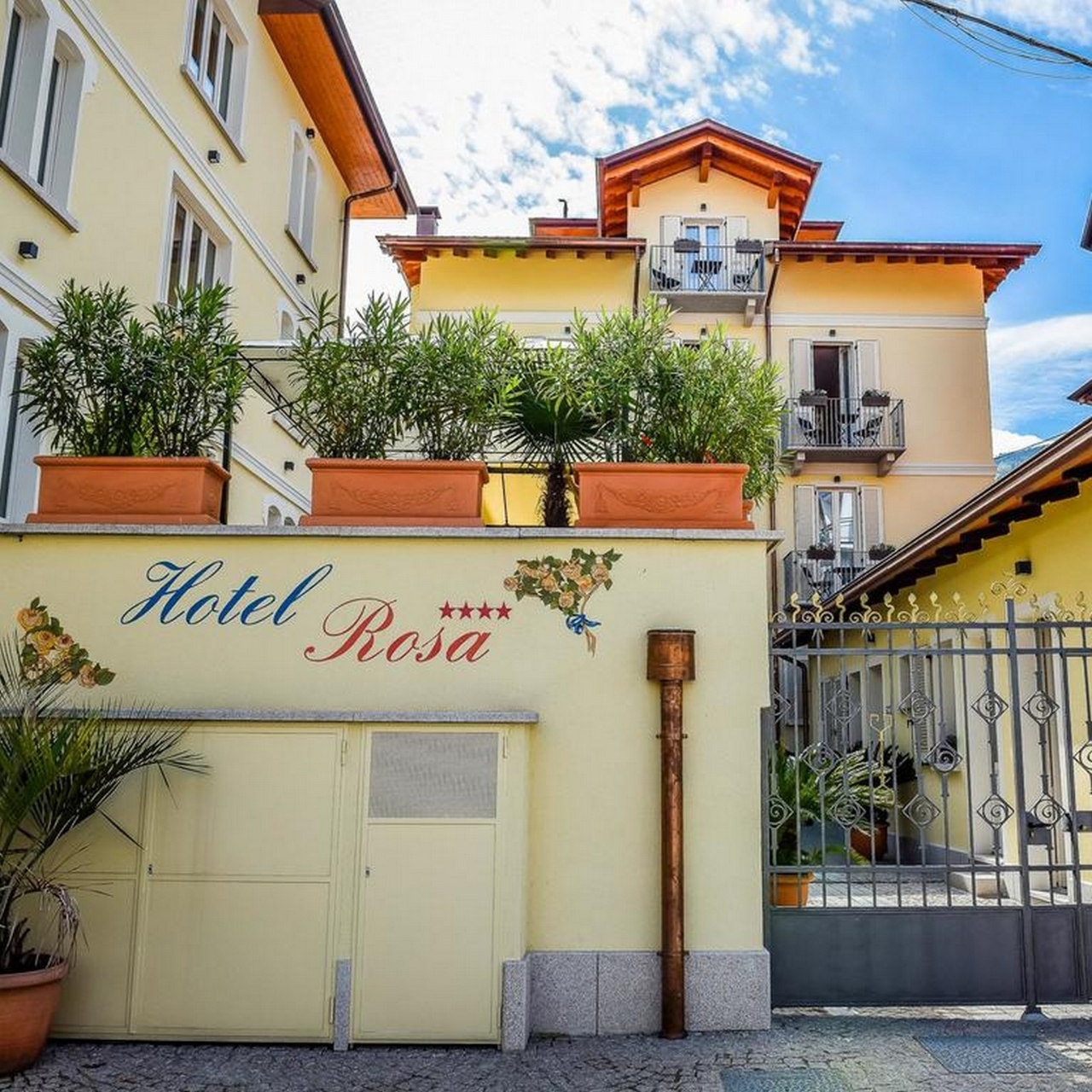 hotel rosa italy at hrs with free services