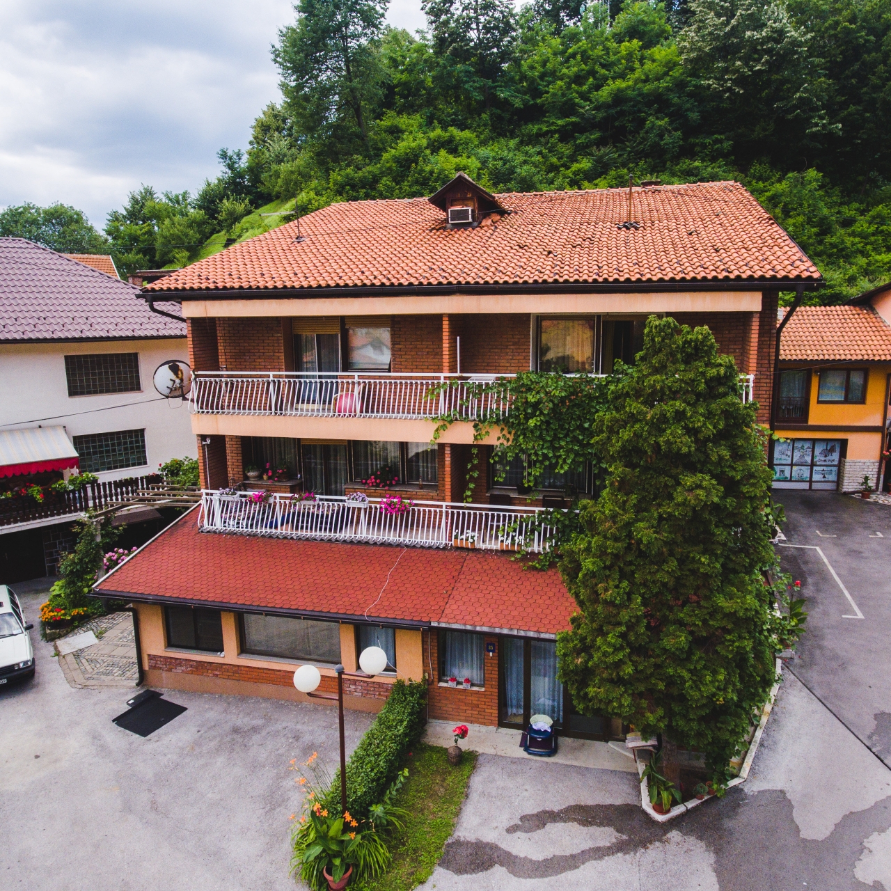 Hotel Guest House Pasha 3 Hrs Star Hotel In Tuzla Tuzlansko