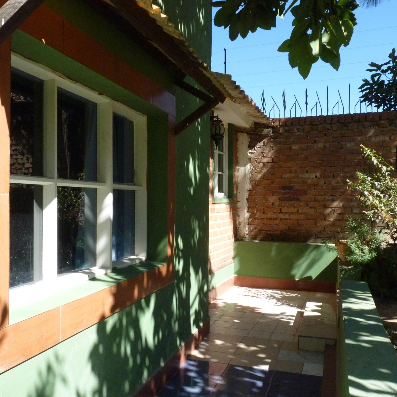 Cabañas Las Lilas Hostel en Cochabamba en HRS con servicios gratuitos