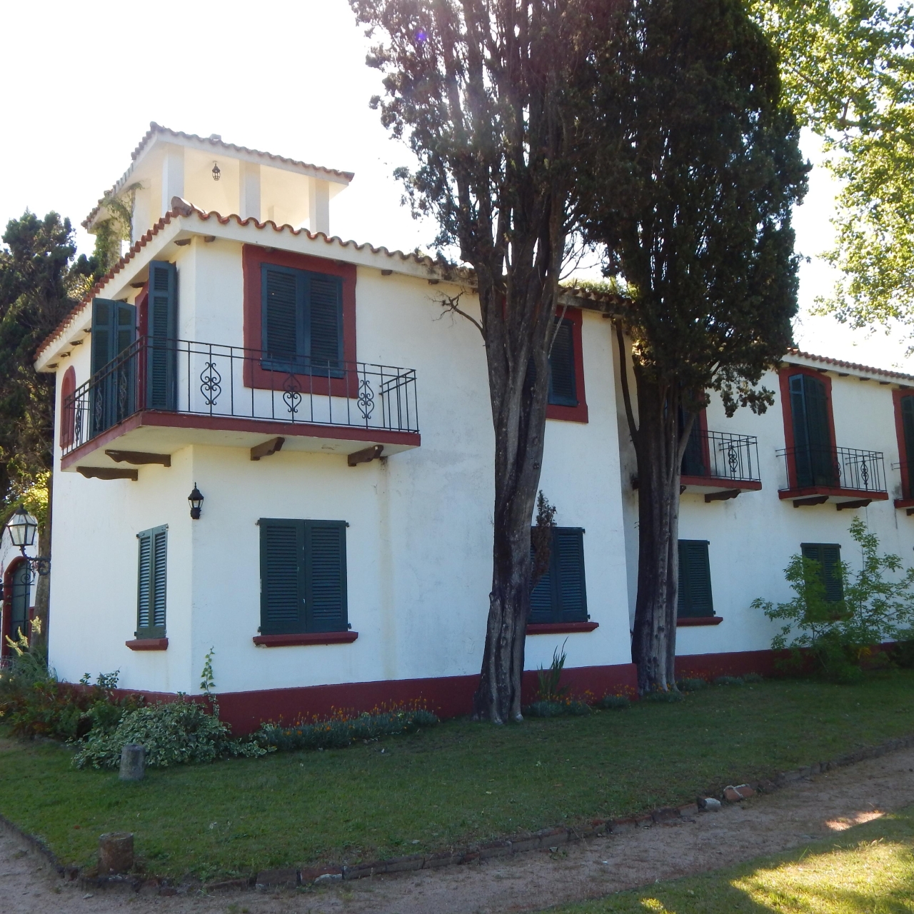 Hotel Fortin De Santa Rosa Uruguay En Hrs Con Servicios Gratuitos