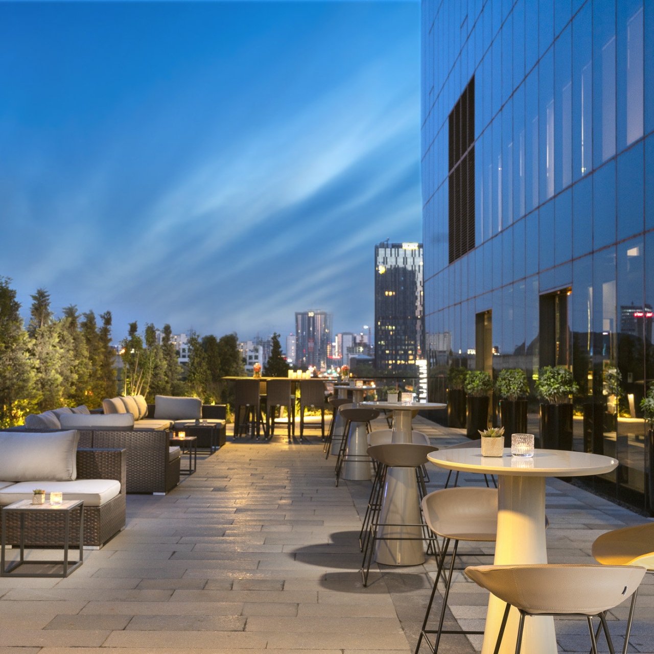 Hotel Centro Westside Rotana 4 Hrs Star Hotel In Istanbul Istanbul