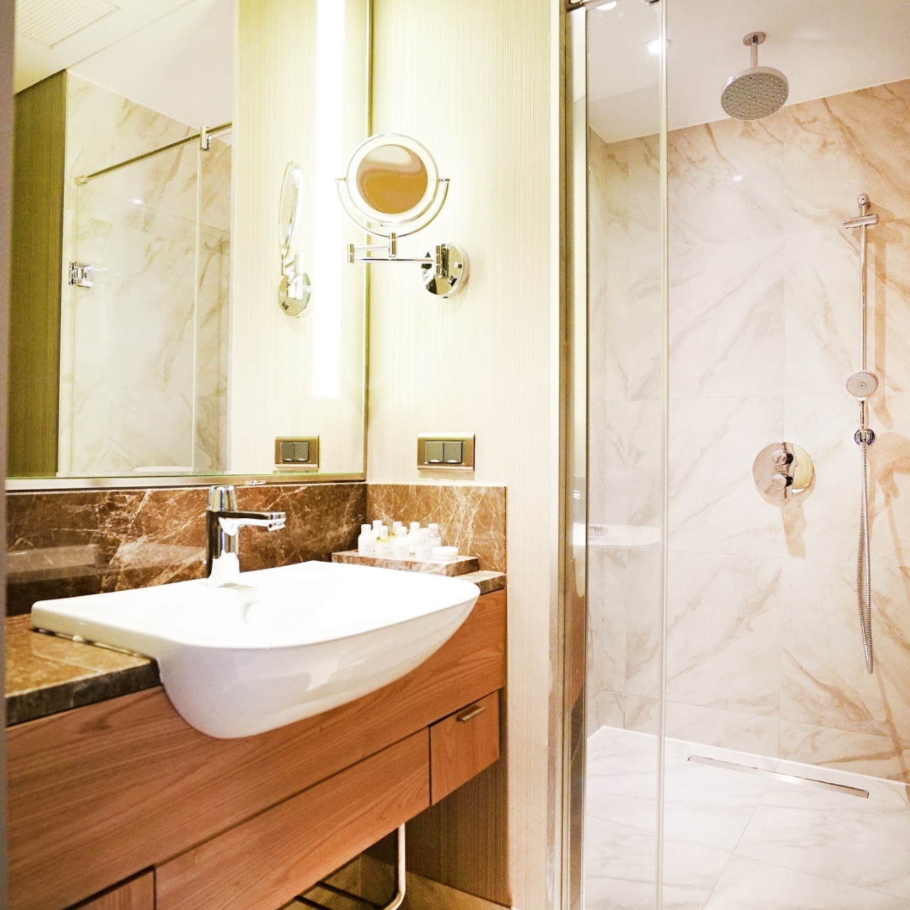Hotel Tryp By Wyndham Istanbul Airport 5 Hrs Star Hotel In Istanbul Istanbul